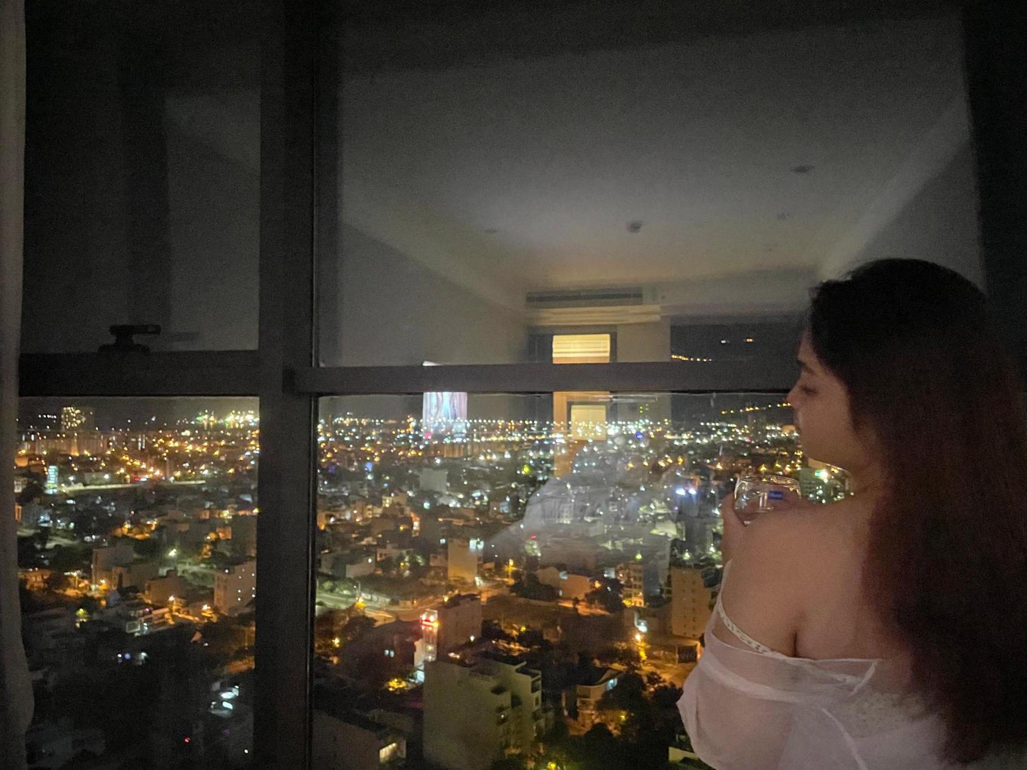 Luxury Apartment - Rooftop Swimming Pool - Beach Front - Hinata Apartment ดานัง ภายนอก รูปภาพ